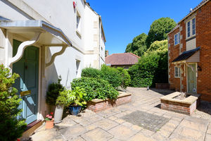 Front Courtyard- click for photo gallery